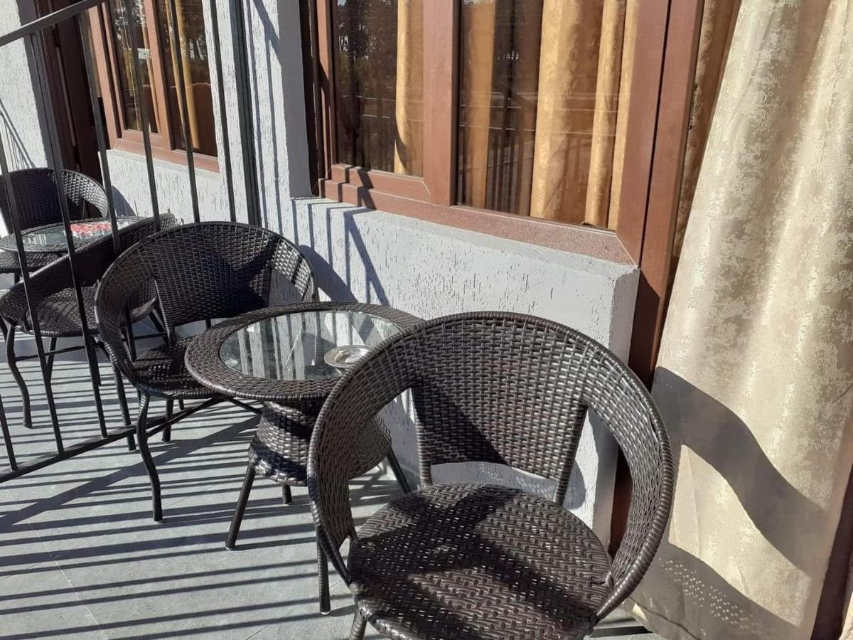 Hotel Guga Kobuleti Bagian luar foto