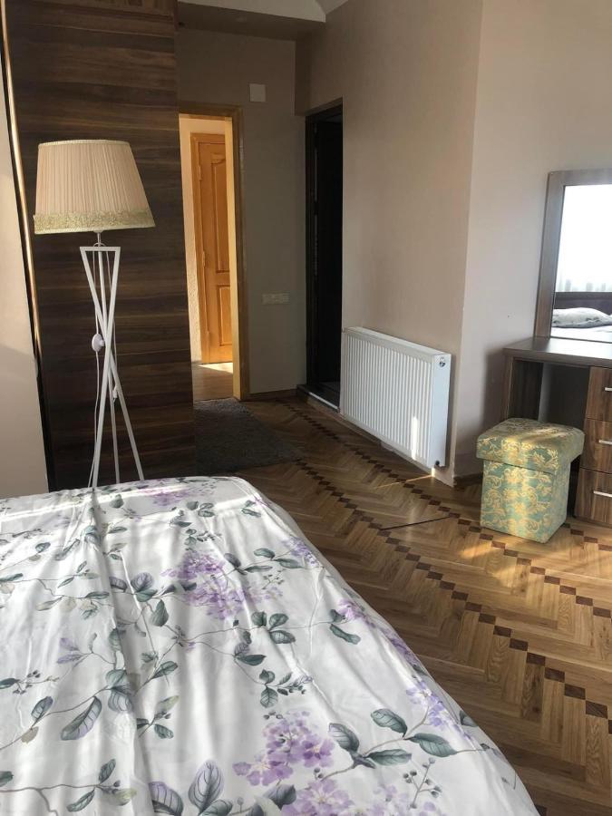 Hotel Guga Kobuleti Bagian luar foto