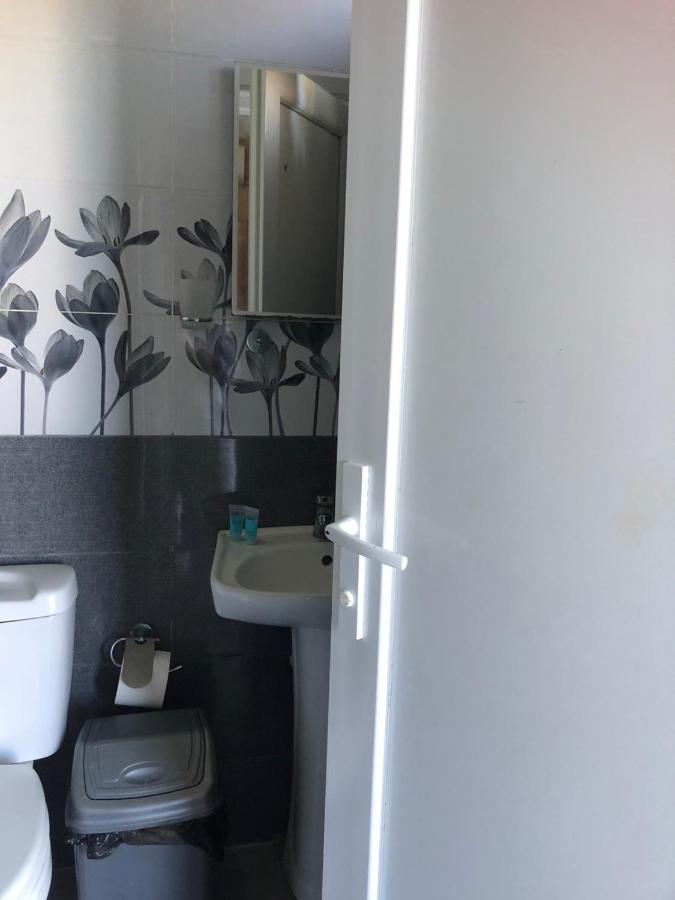 Hotel Guga Kobuleti Bagian luar foto