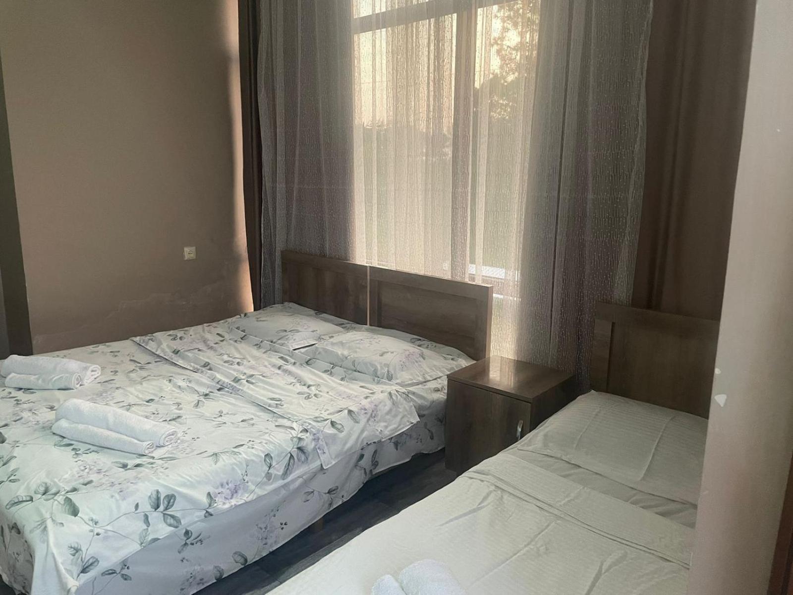 Hotel Guga Kobuleti Bagian luar foto