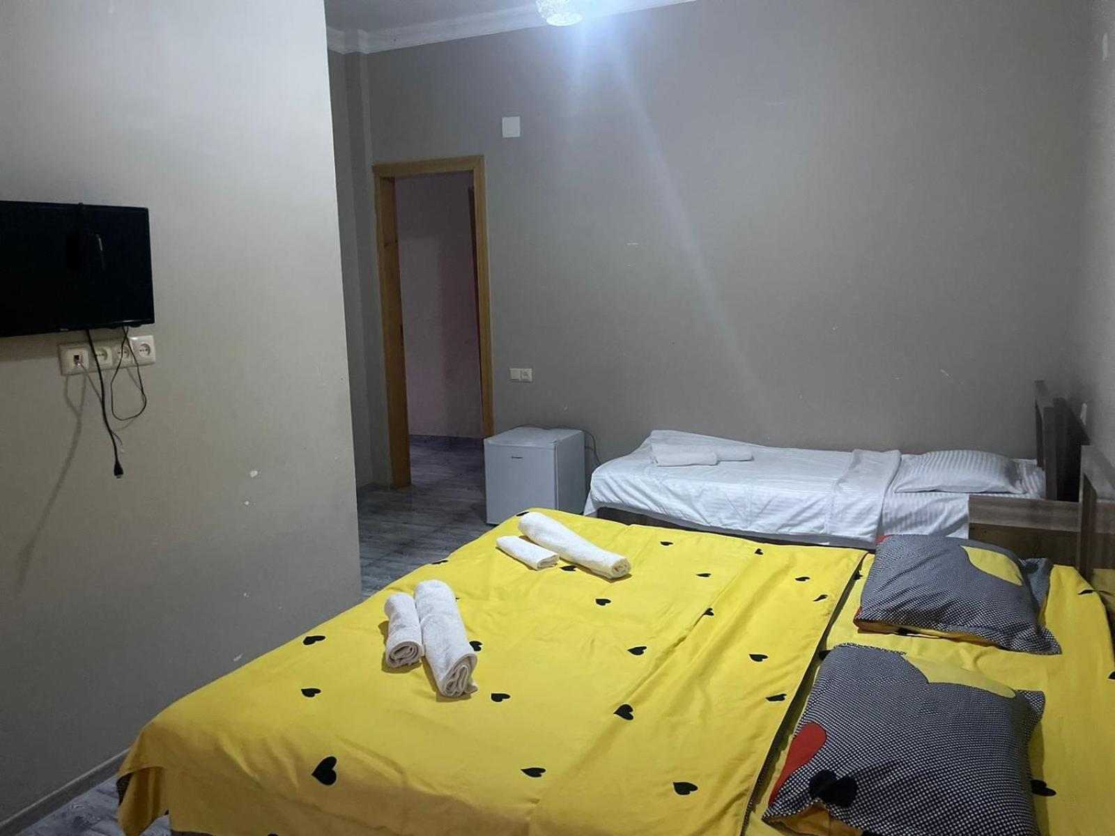 Hotel Guga Kobuleti Bagian luar foto