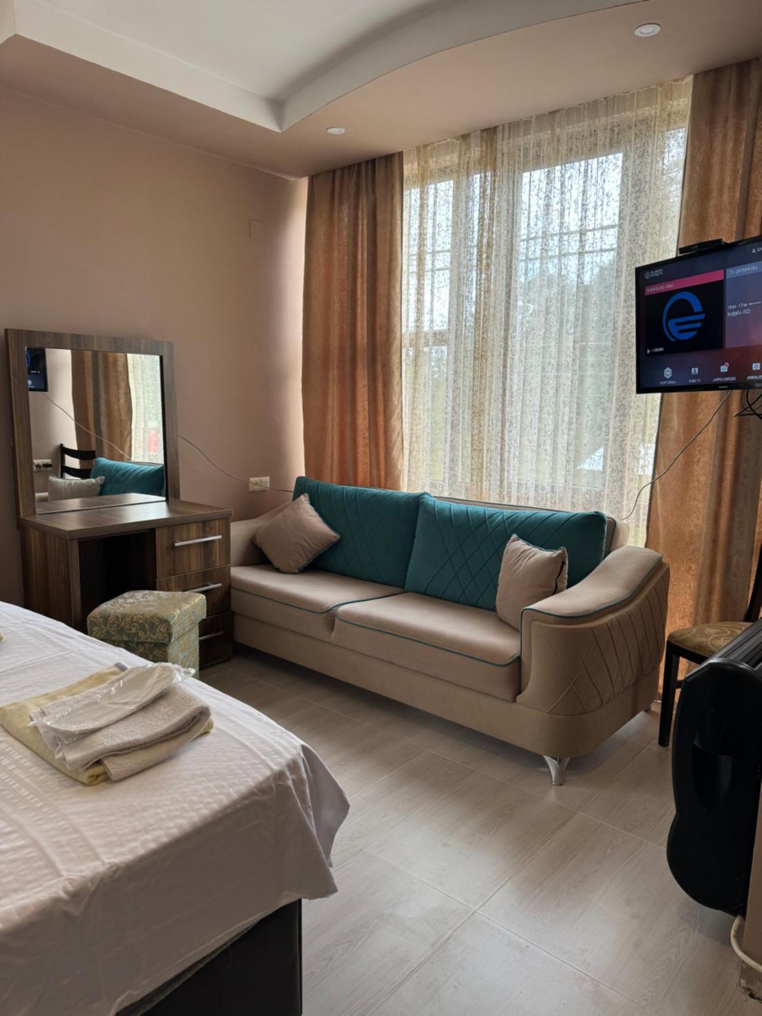 Hotel Guga Kobuleti Bagian luar foto